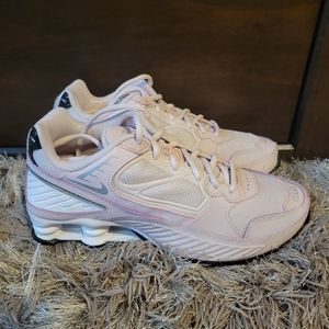 Nike Women's Size 8.5 Light Pink